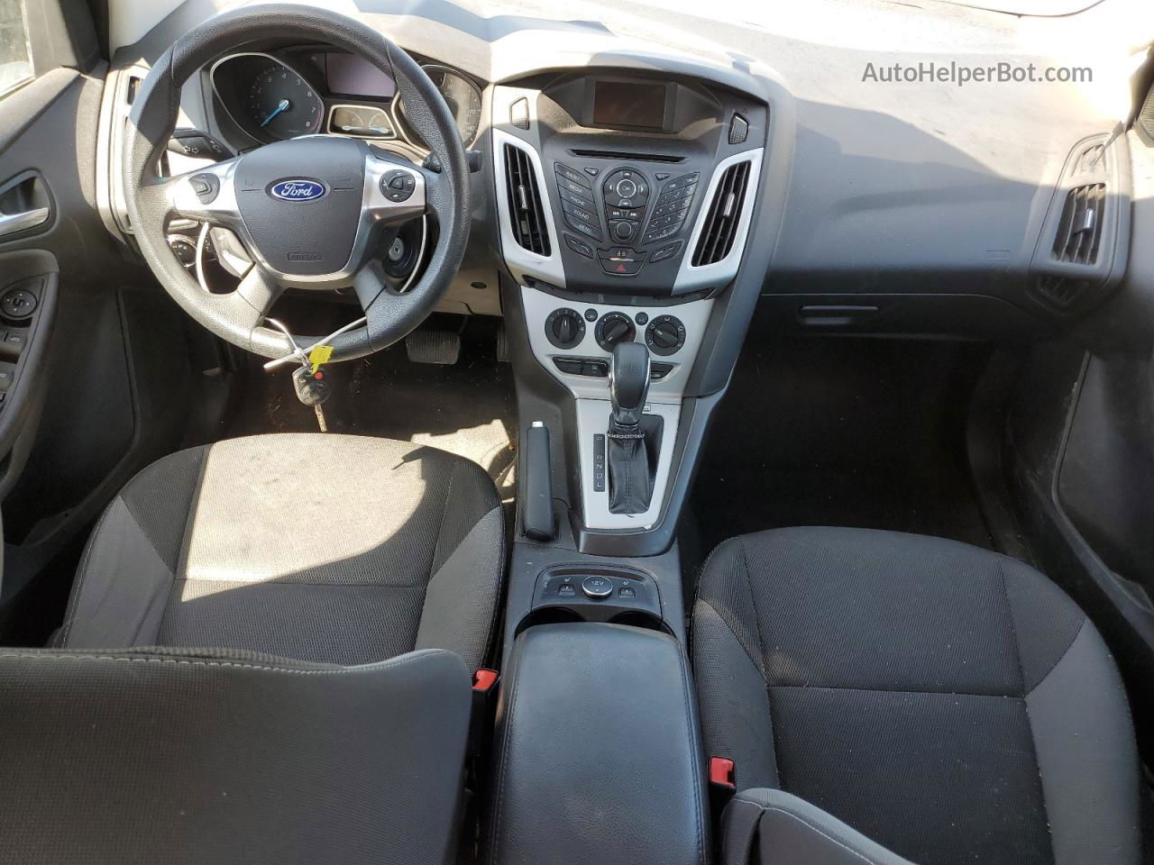 2014 Ford Focus Se Черный vin: 1FADP3F26EL371974