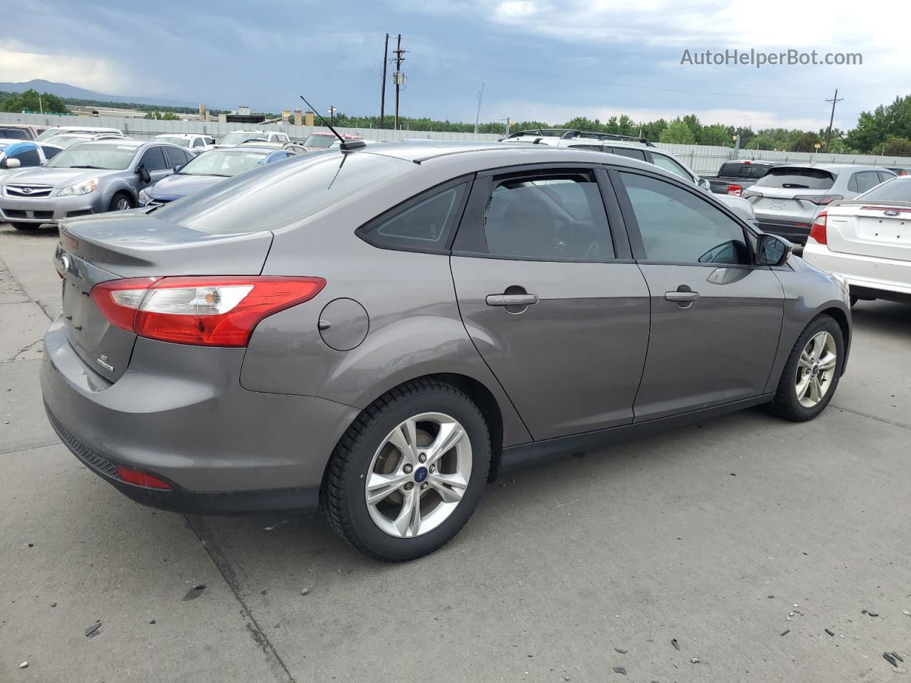 2014 Ford Focus Se Gray vin: 1FADP3F26EL391495