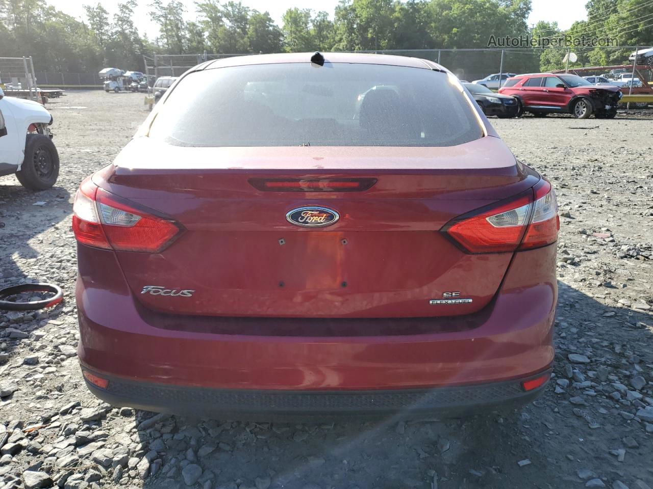 2014 Ford Focus Se Red vin: 1FADP3F26EL439299