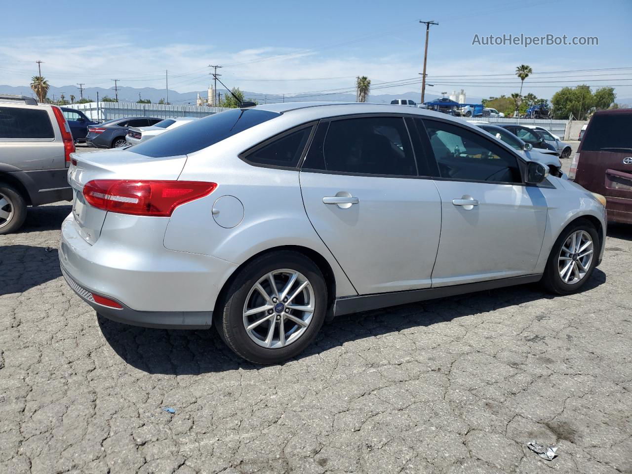 2015 Ford Focus Se Silver vin: 1FADP3F26FL206072