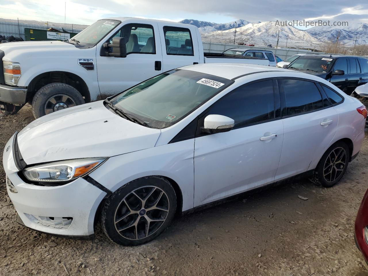 2015 Ford Focus Se White vin: 1FADP3F26FL206363