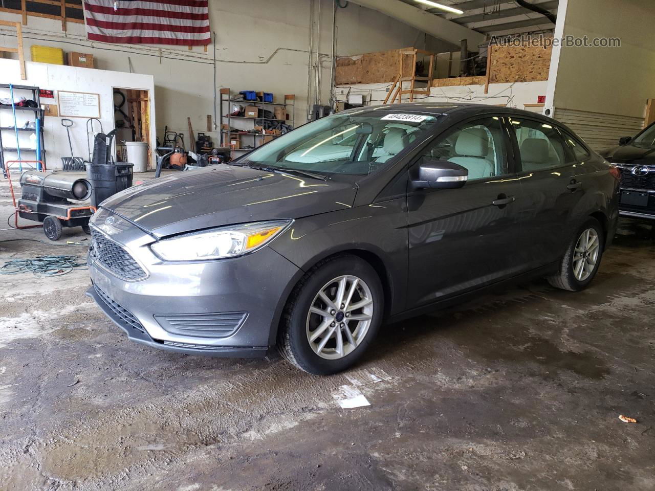 2015 Ford Focus Se Gray vin: 1FADP3F26FL300212