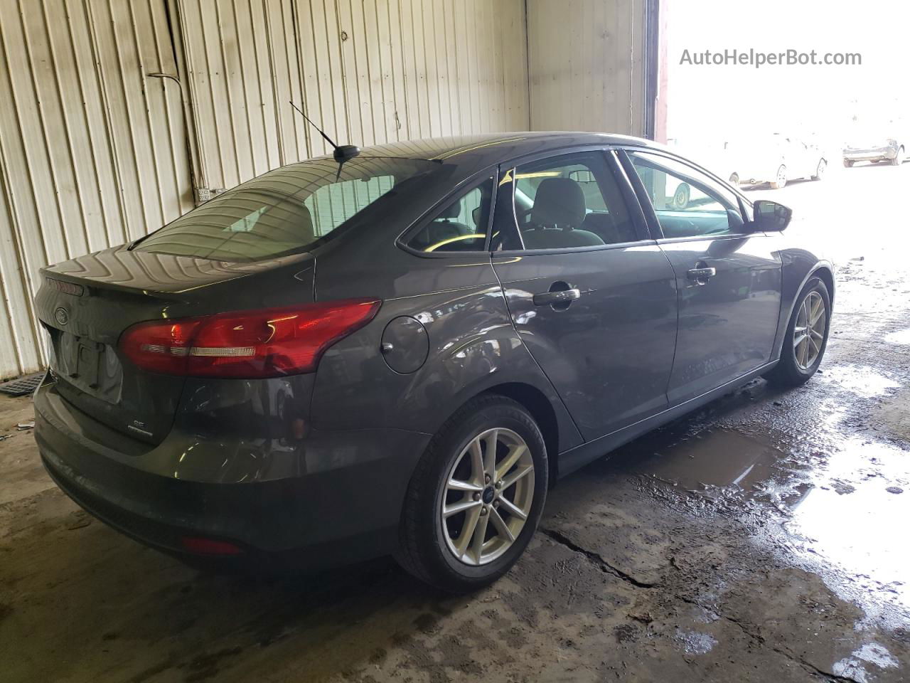 2015 Ford Focus Se Gray vin: 1FADP3F26FL300212