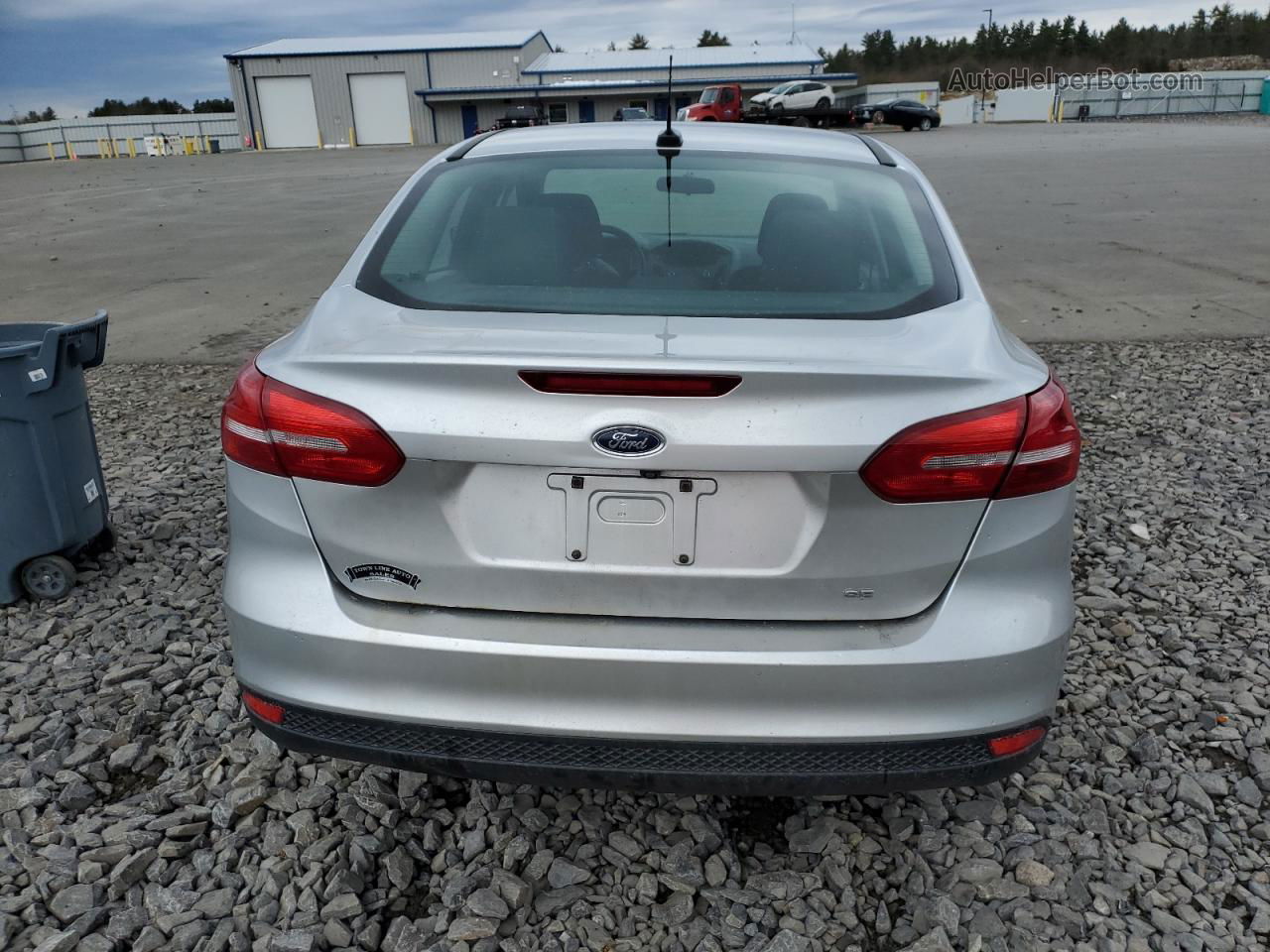 2017 Ford Focus Se Silver vin: 1FADP3F26HL200663