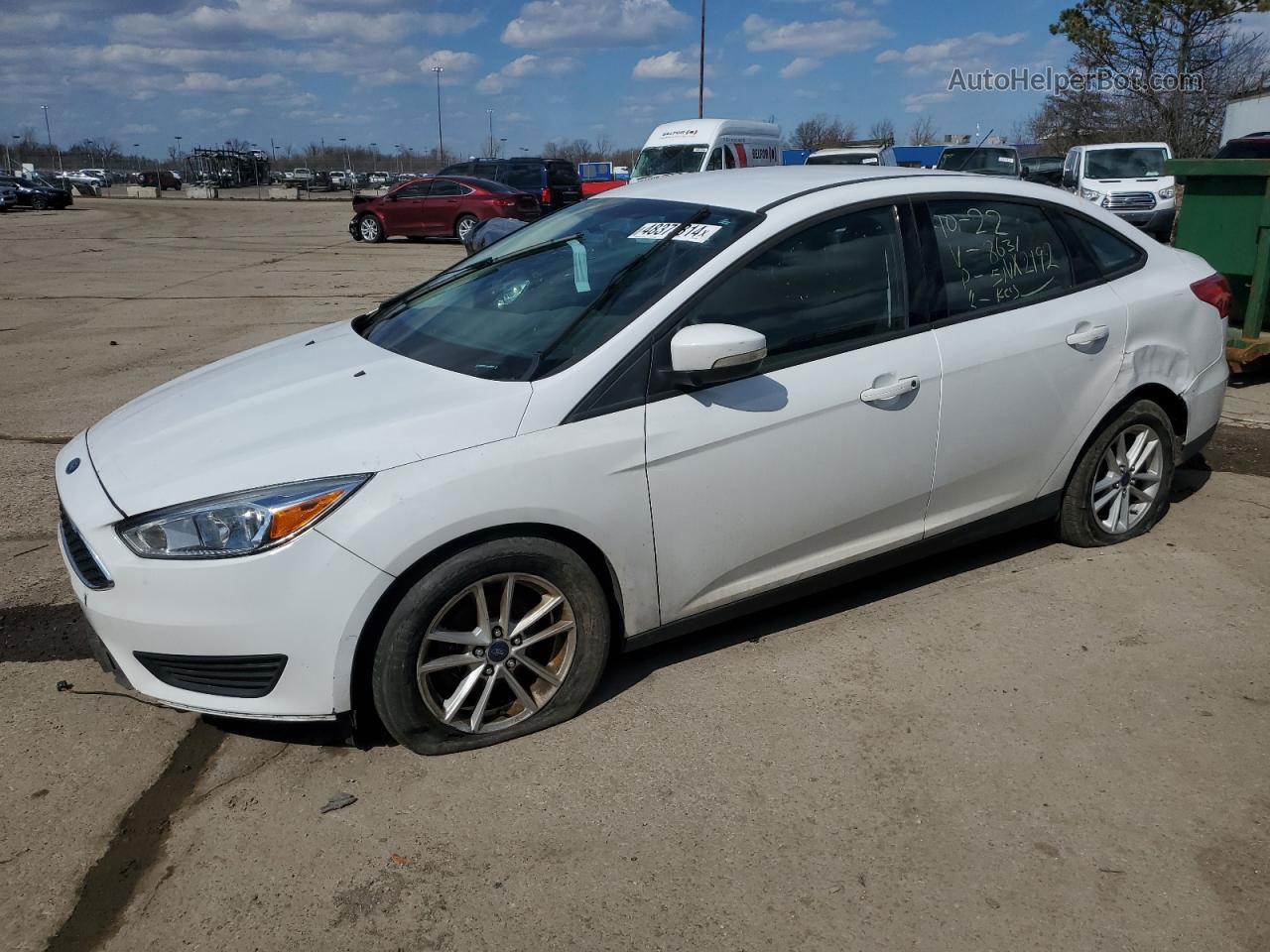 2017 Ford Focus Se White vin: 1FADP3F26HL218631