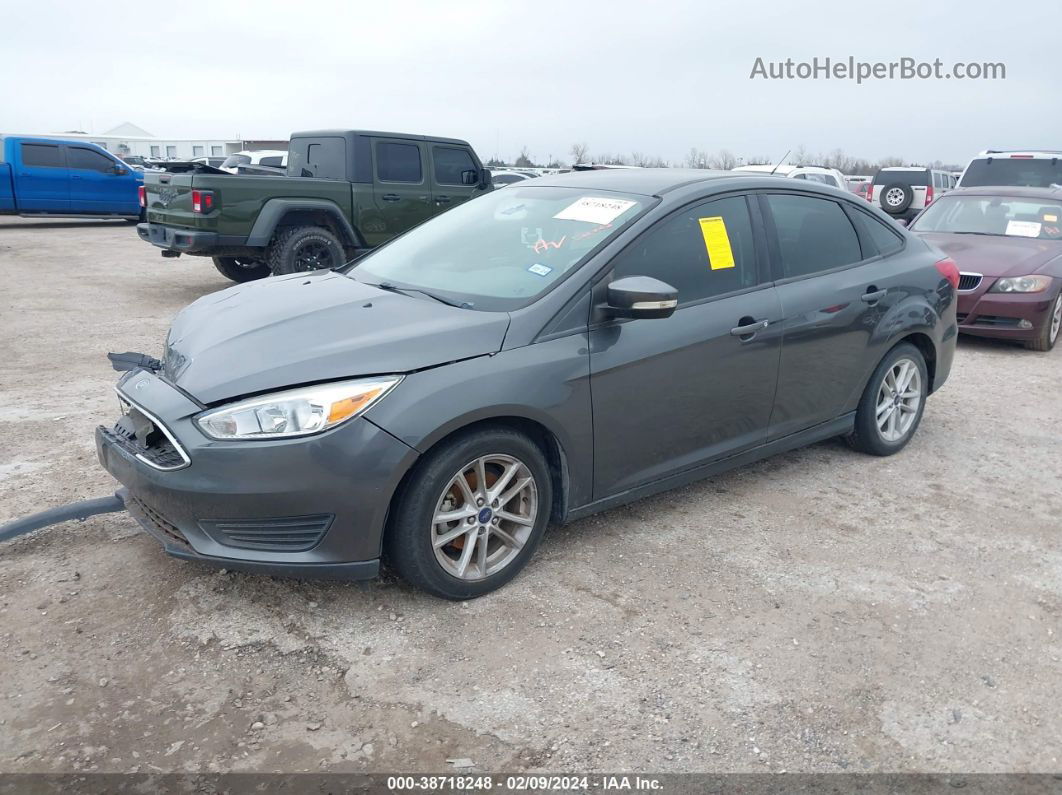 2017 Ford Focus Se Gray vin: 1FADP3F26HL235512