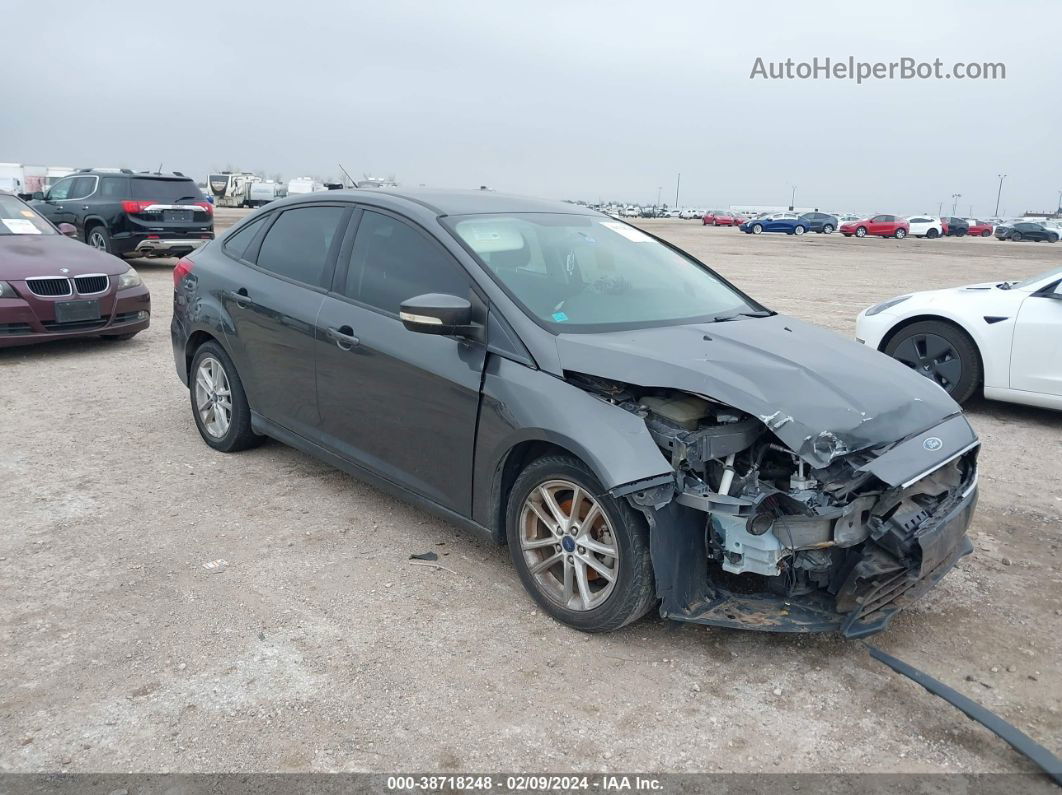 2017 Ford Focus Se Gray vin: 1FADP3F26HL235512