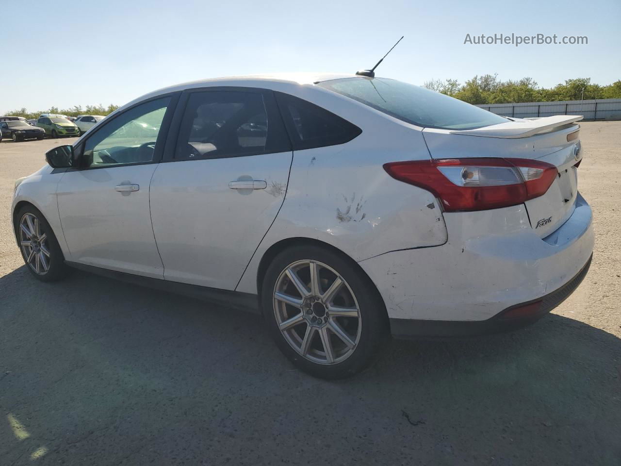 2013 Ford Focus Se White vin: 1FADP3F27DL196035