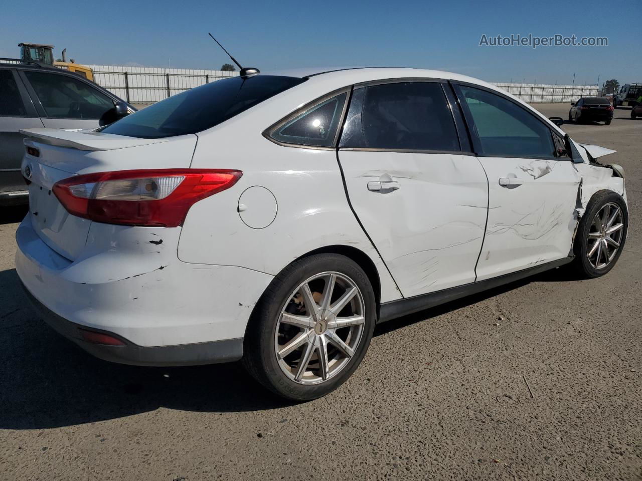 2013 Ford Focus Se White vin: 1FADP3F27DL196035