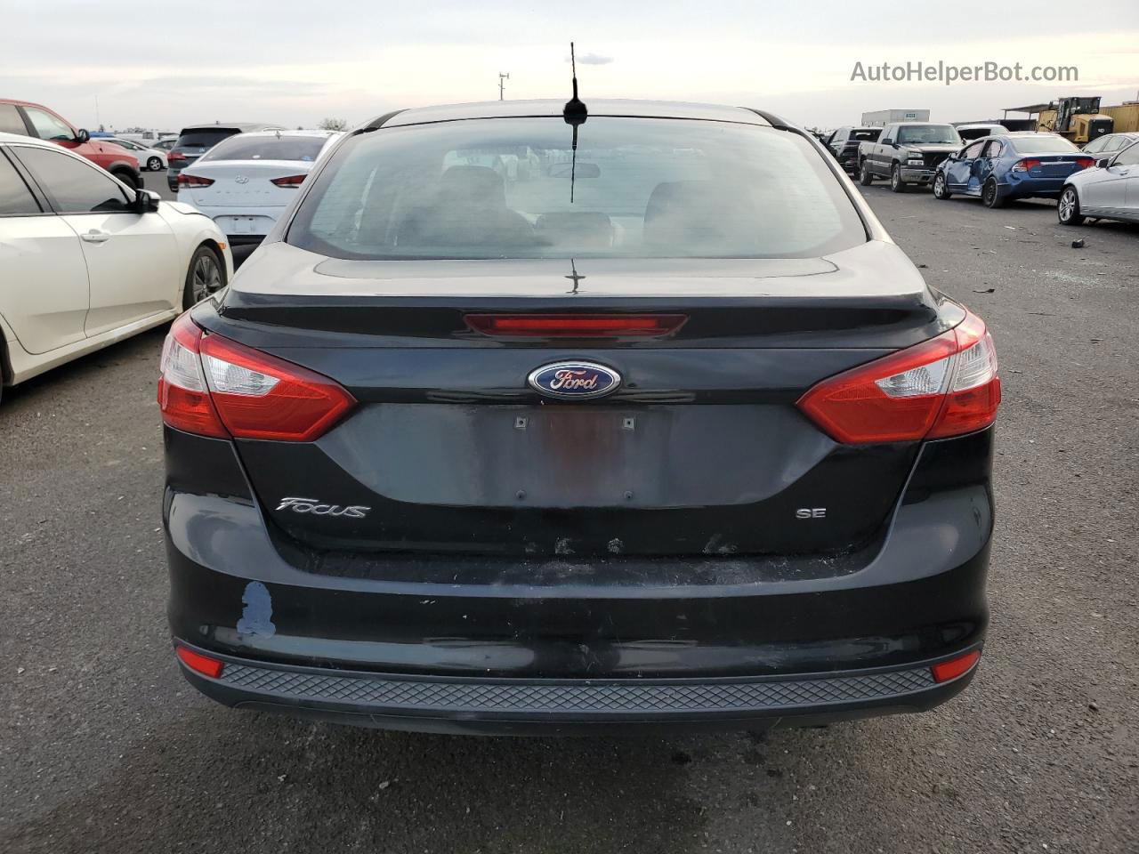 2013 Ford Focus Se Black vin: 1FADP3F27DL382092