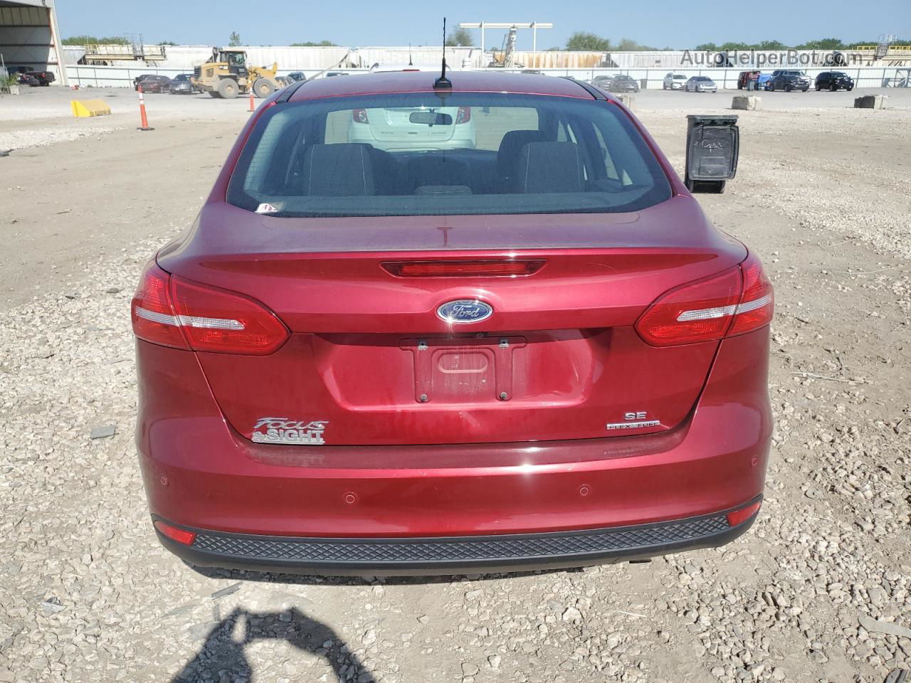 2015 Ford Focus Se Red vin: 1FADP3F27FL231059