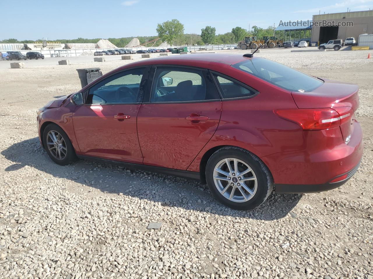 2015 Ford Focus Se Red vin: 1FADP3F27FL231059