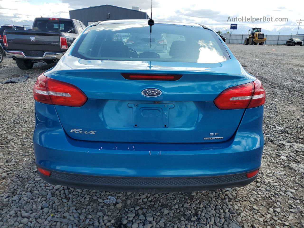 2015 Ford Focus Se Blue vin: 1FADP3F27FL287602