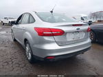 2018 Ford Focus Se Серебряный vin: 1FADP3F27JL302091