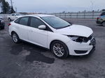 2018 Ford Focus Se White vin: 1FADP3F27JL307307