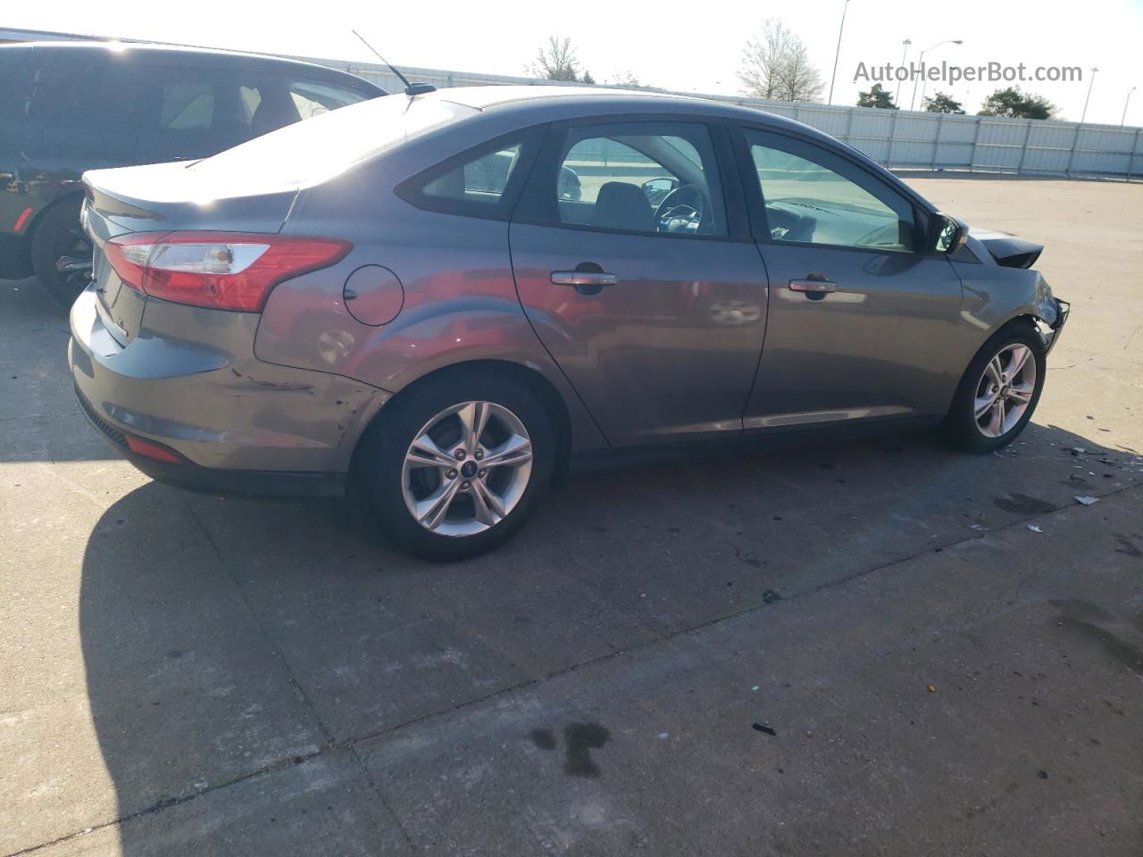 2014 Ford Focus Se Серый vin: 1FADP3F28EL142146