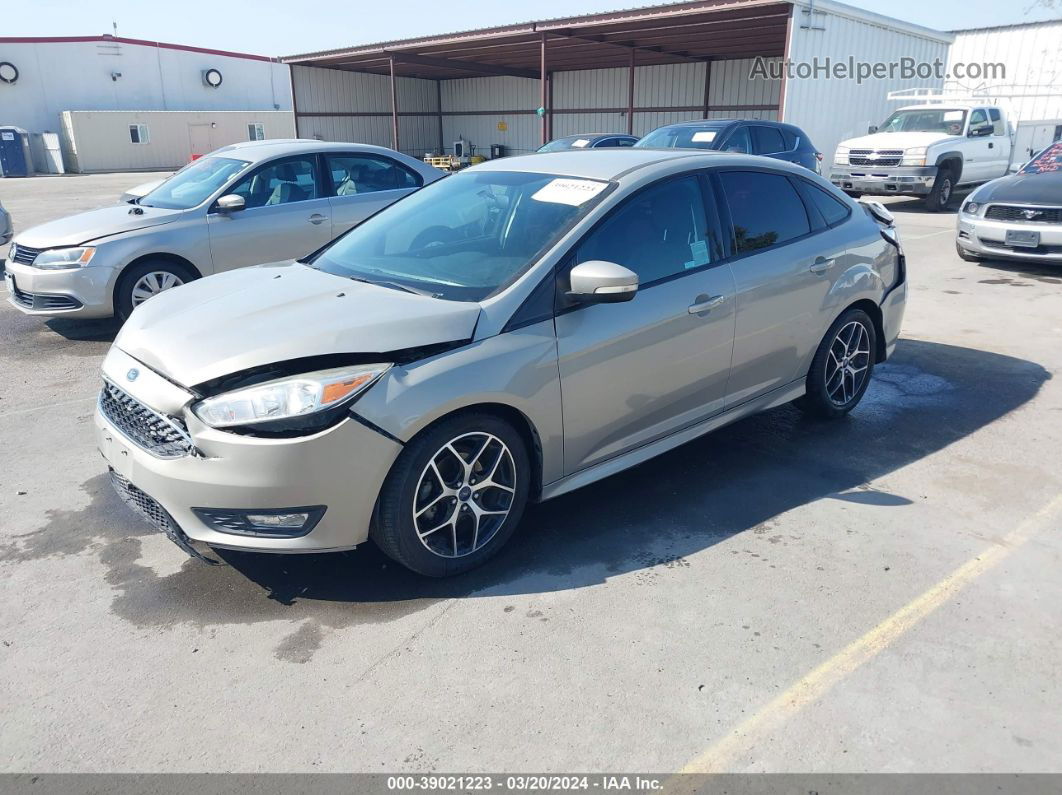 2015 Ford Focus Se Коричневый vin: 1FADP3F28FL385800