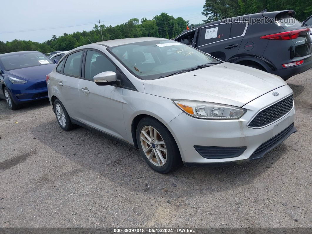 2016 Ford Focus Se Silver vin: 1FADP3F28GL302061