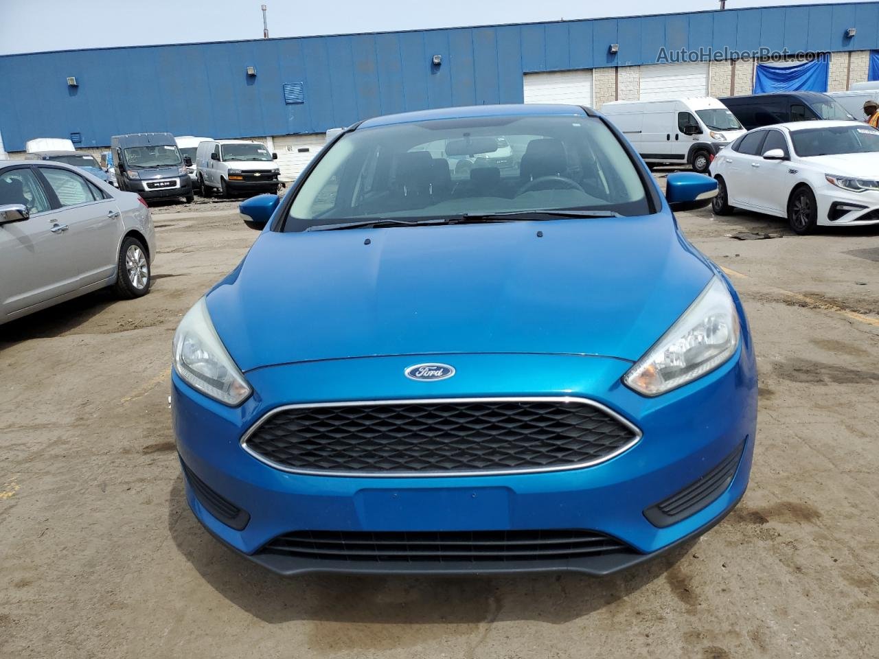 2017 Ford Focus Se Blue vin: 1FADP3F28HL229405