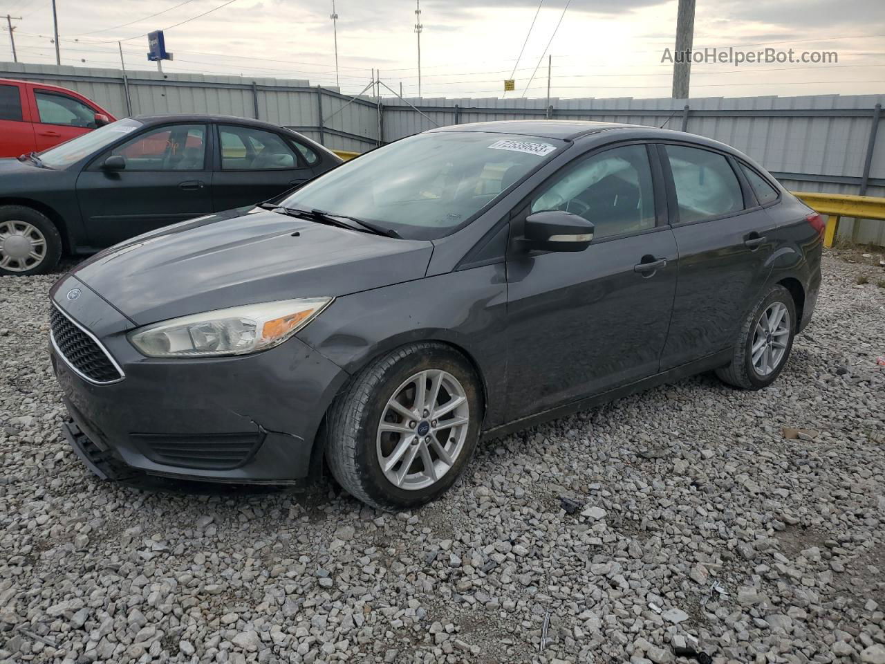 2017 Ford Focus Se Gray vin: 1FADP3F28HL290804