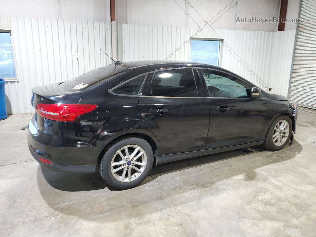 2017 Ford Focus Se Black vin: 1FADP3F28HL324398