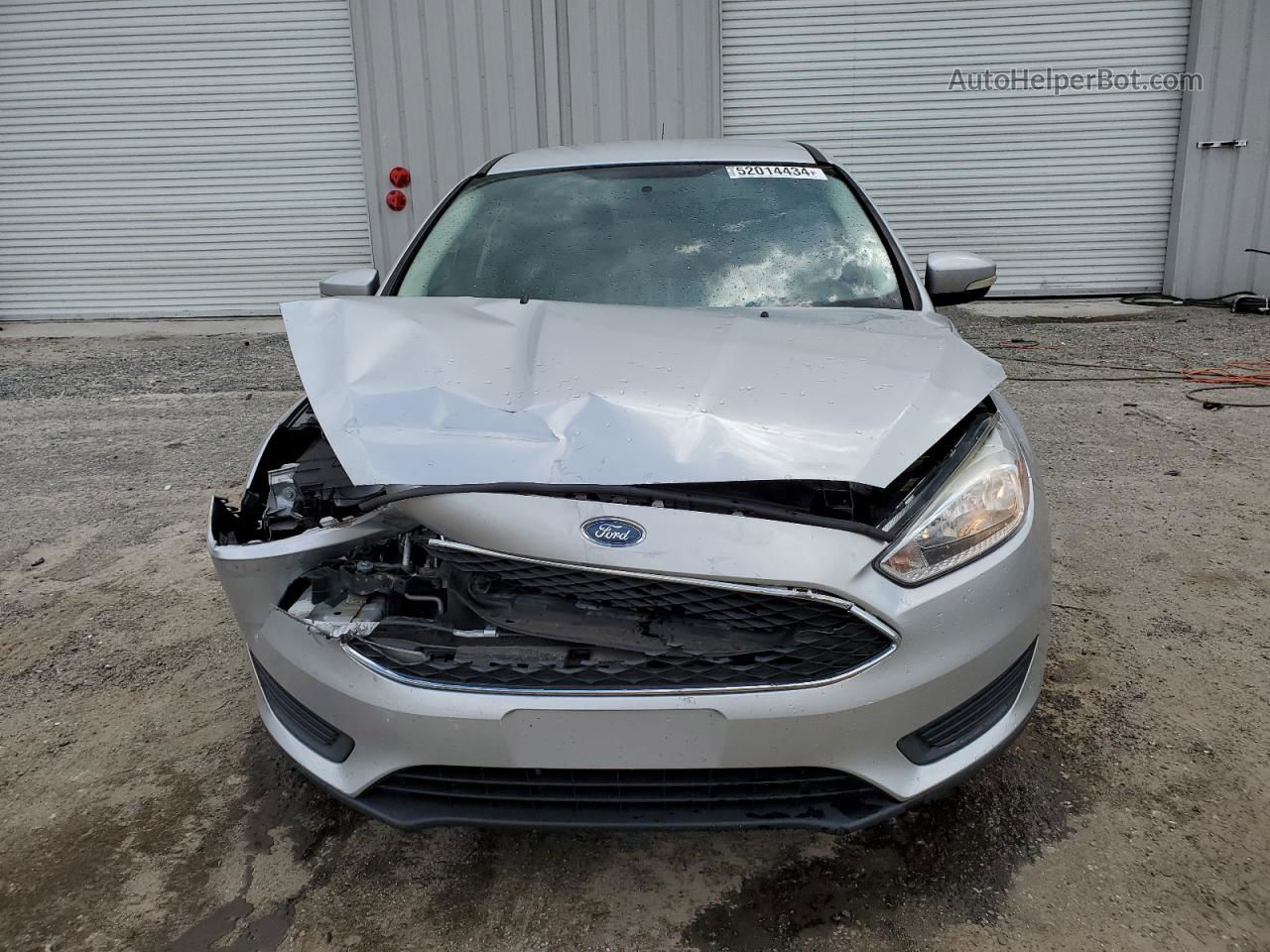 2017 Ford Focus Se Silver vin: 1FADP3F28HL331349