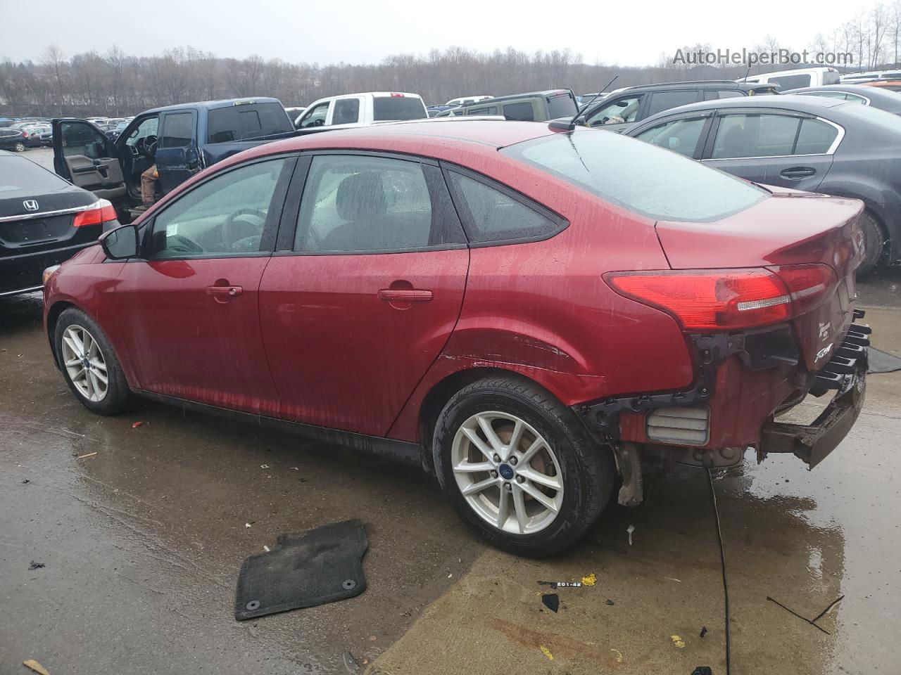 2017 Ford Focus Se Maroon vin: 1FADP3F28HL336132