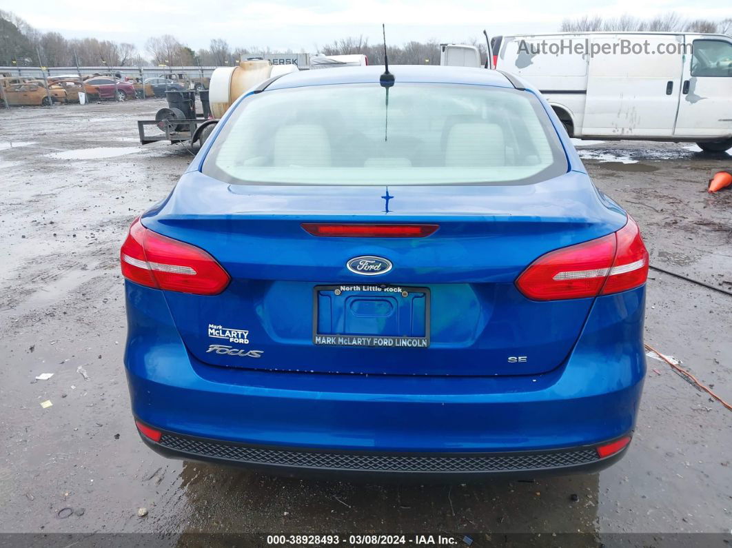 2018 Ford Focus Se Blue vin: 1FADP3F28JL256075