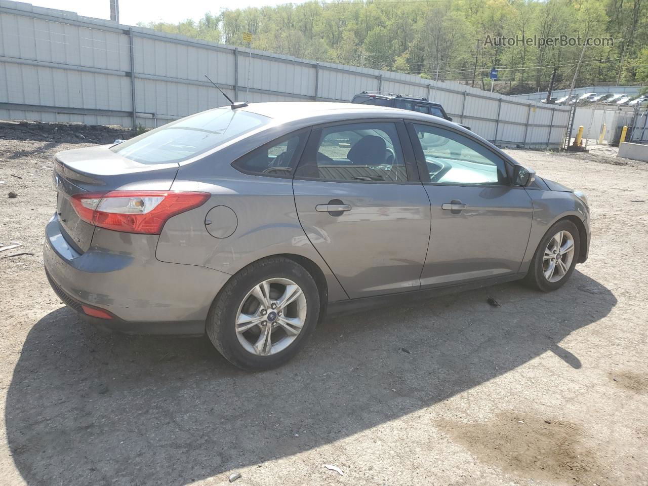 2013 Ford Focus Se Charcoal vin: 1FADP3F29DL122406