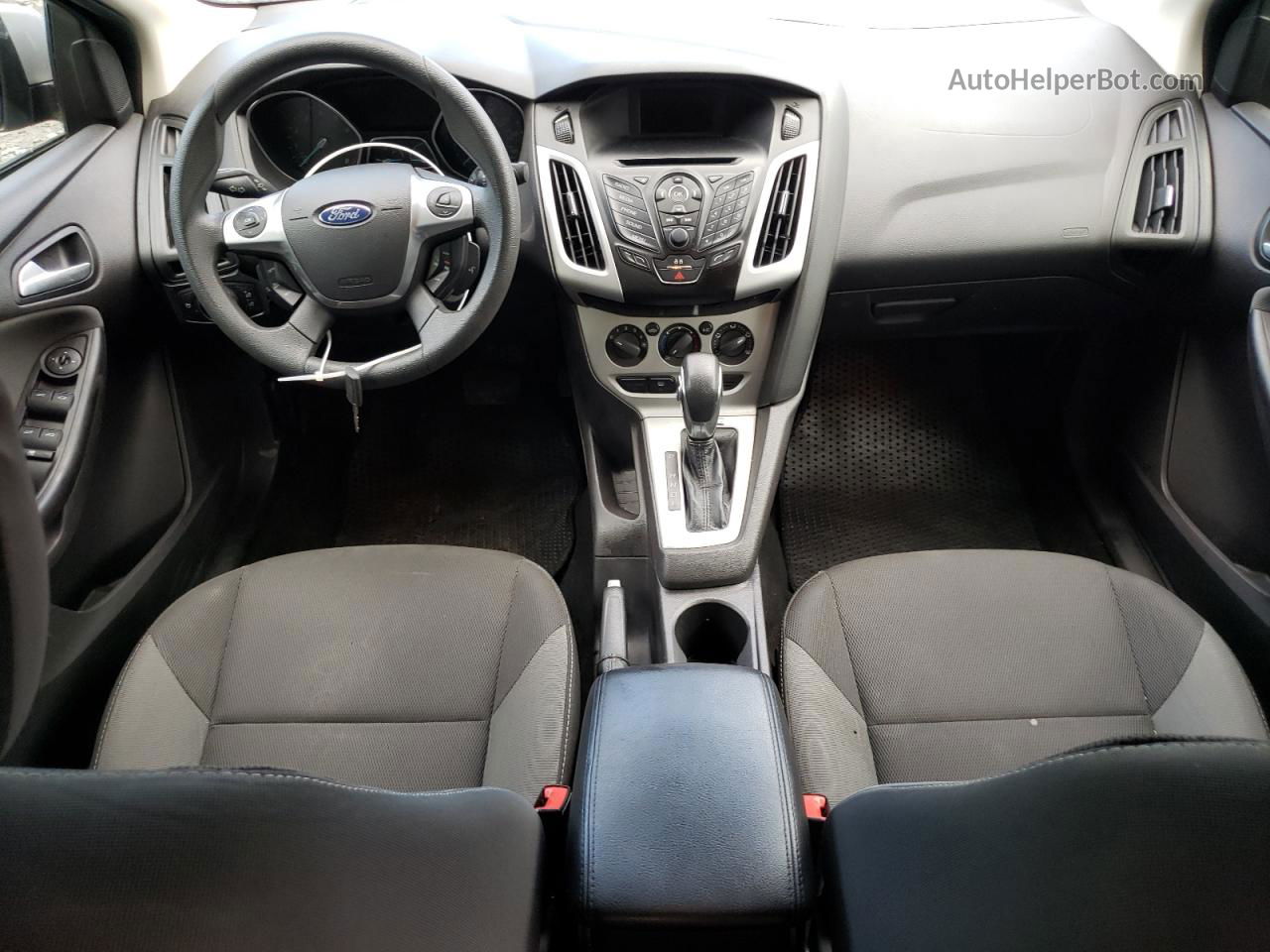 2013 Ford Focus Se Серебряный vin: 1FADP3F29DL375550