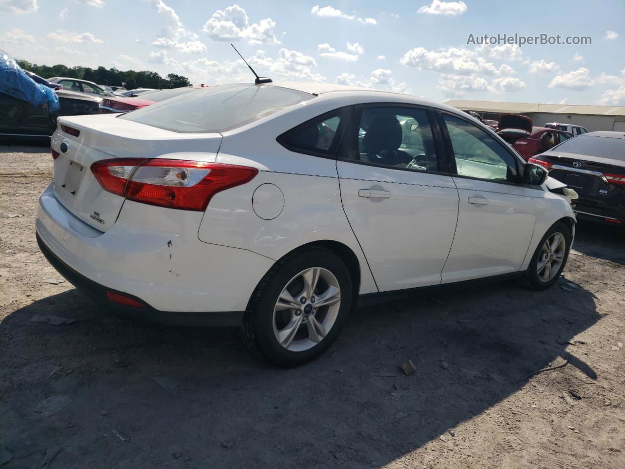 2014 Ford Focus Se White vin: 1FADP3F29EL375887