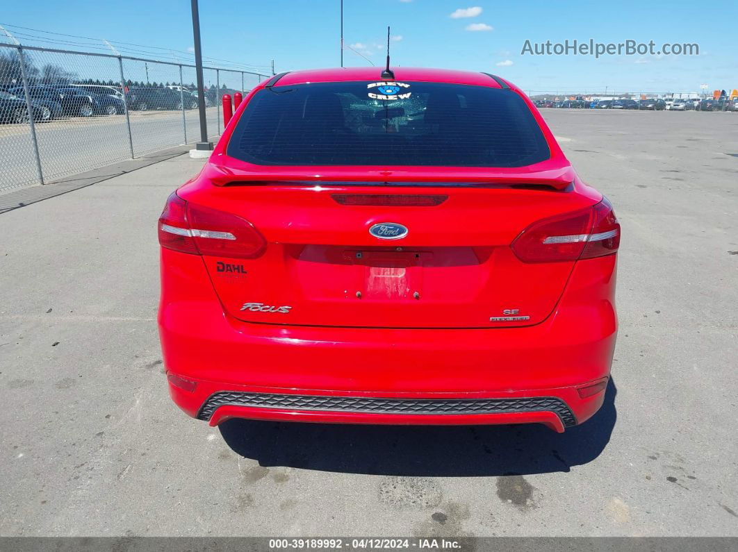 2015 Ford Focus Se Red vin: 1FADP3F29FL220046