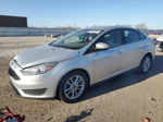 2015 Ford Focus Se Серебряный vin: 1FADP3F29FL299878