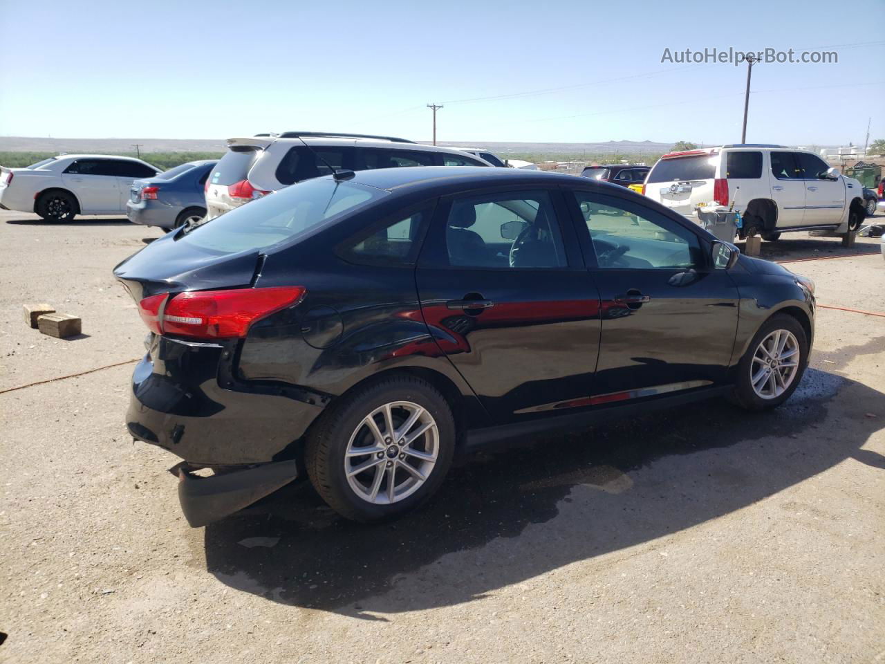 2018 Ford Focus Se Black vin: 1FADP3F29JL260975