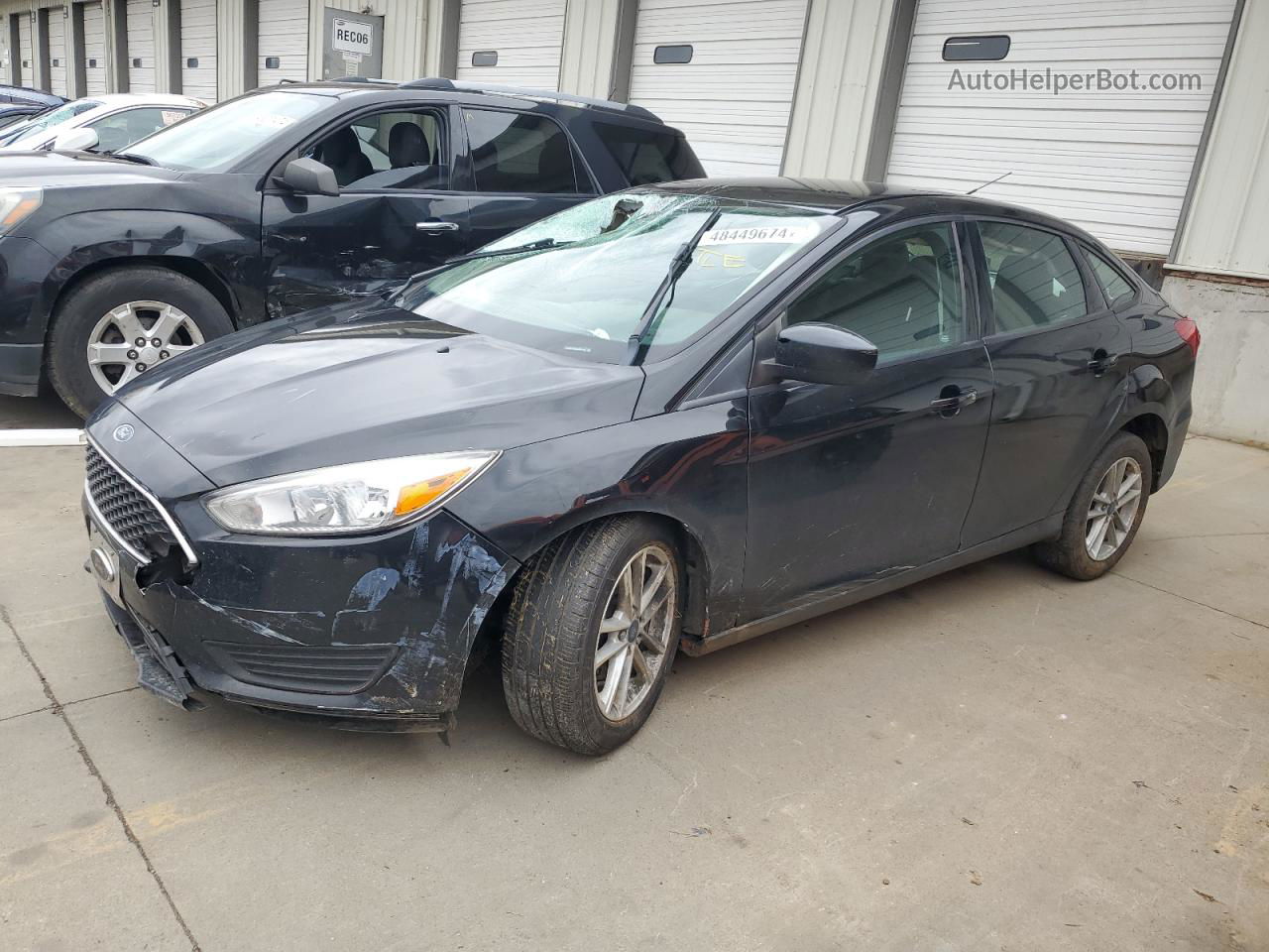 2018 Ford Focus Se Black vin: 1FADP3F29JL266419