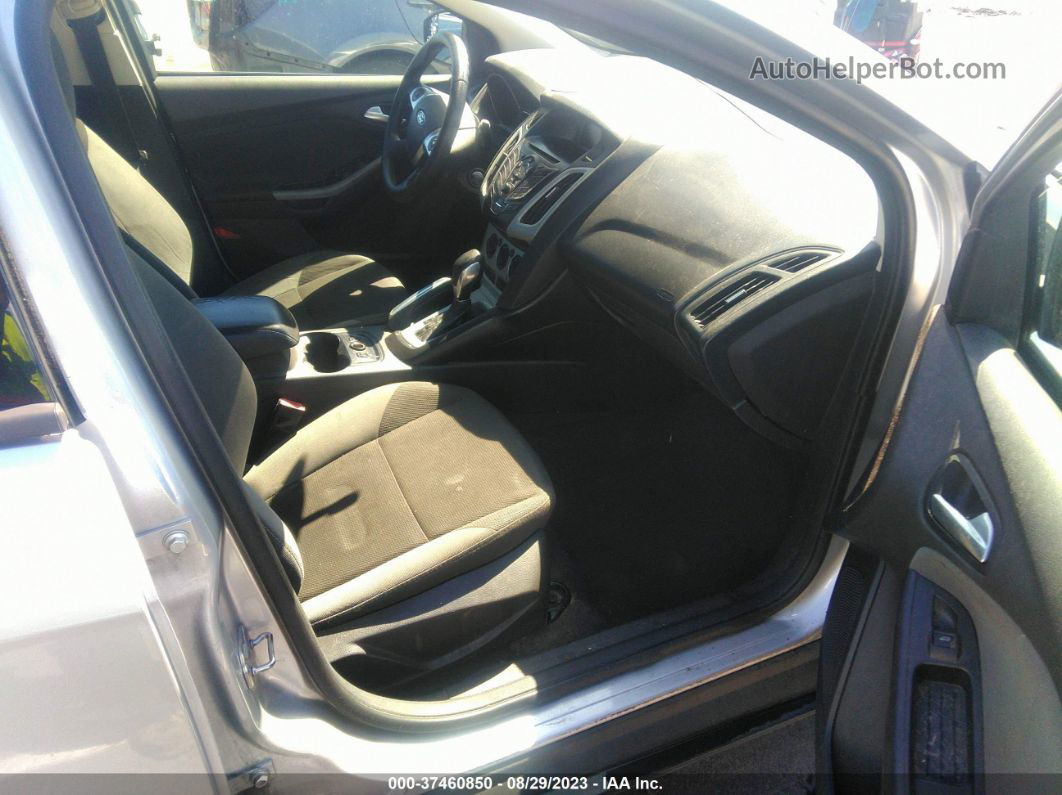 2013 Ford Focus Se Серебряный vin: 1FADP3F2XDL152269