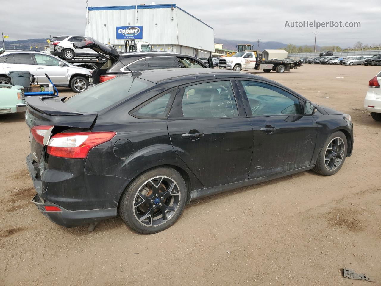 2014 Ford Focus Se Черный vin: 1FADP3F2XEL224024