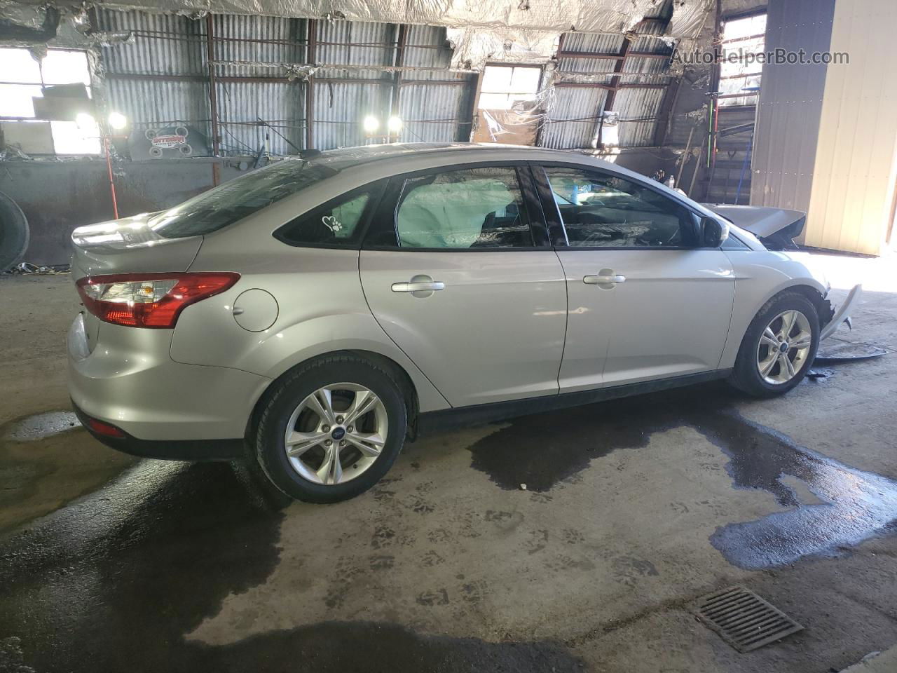 2014 Ford Focus Se Серебряный vin: 1FADP3F2XEL335818