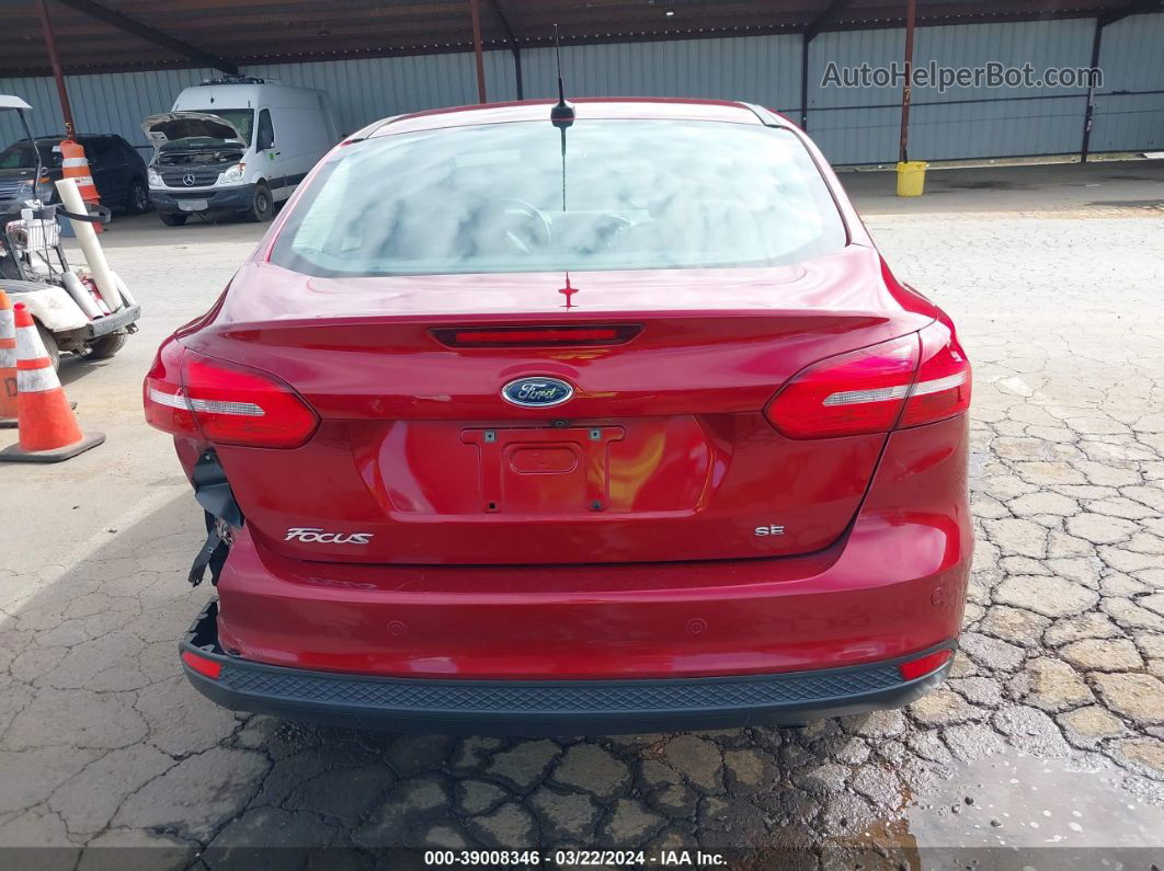 2015 Ford Focus Se Red vin: 1FADP3F2XFL241696