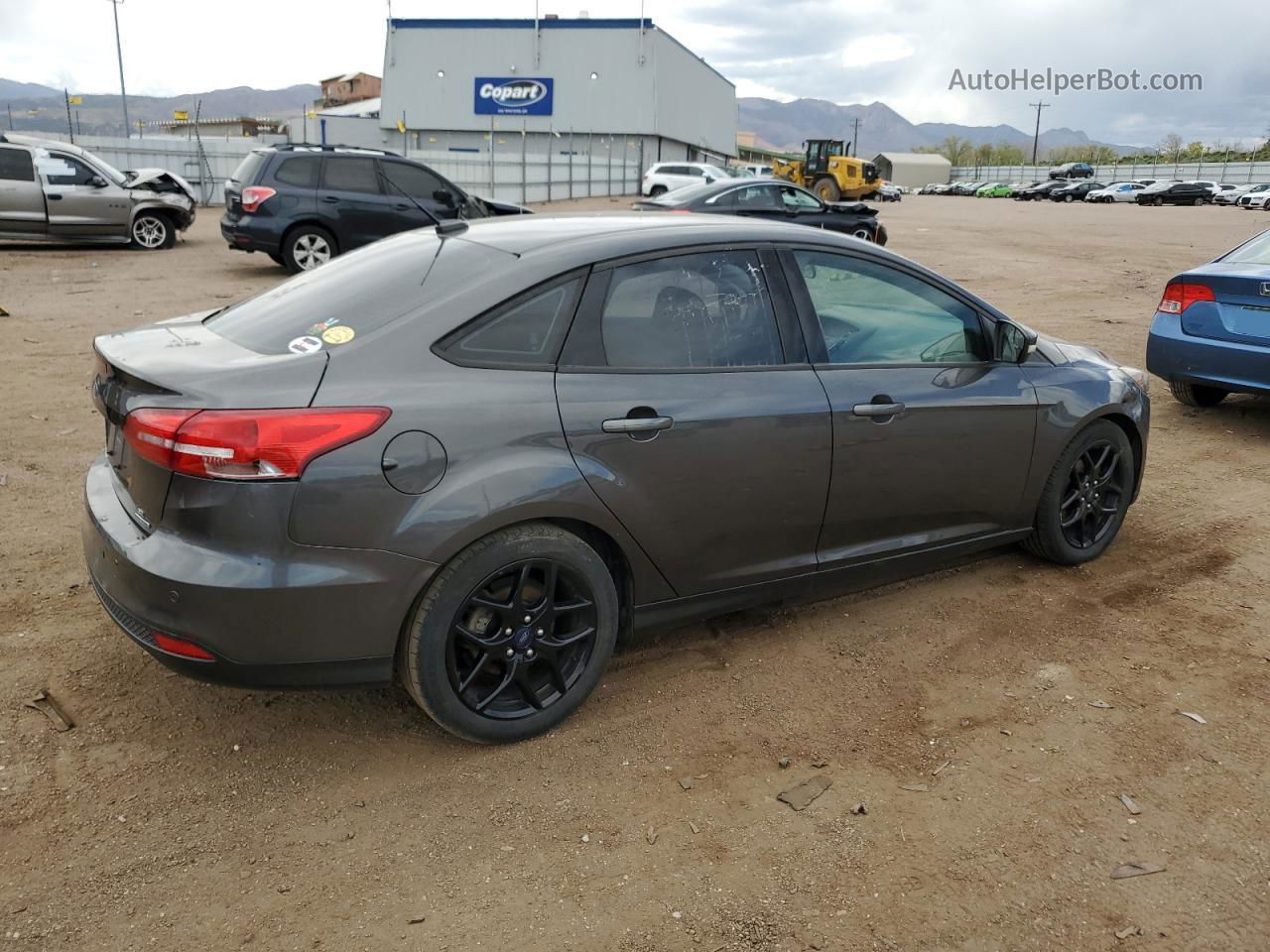 2016 Ford Focus Se Gray vin: 1FADP3F2XGL298918