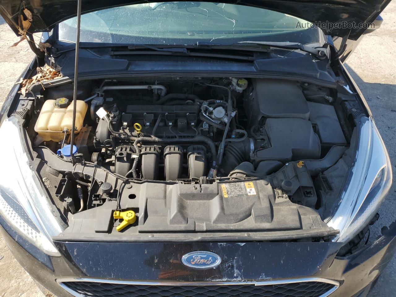 2016 Ford Focus Se Черный vin: 1FADP3F2XGL382687