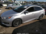 2016 Ford Focus Se Silver vin: 1FADP3F2XGL395973