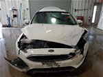 2017 Ford Focus Se Белый vin: 1FADP3F2XHL259652