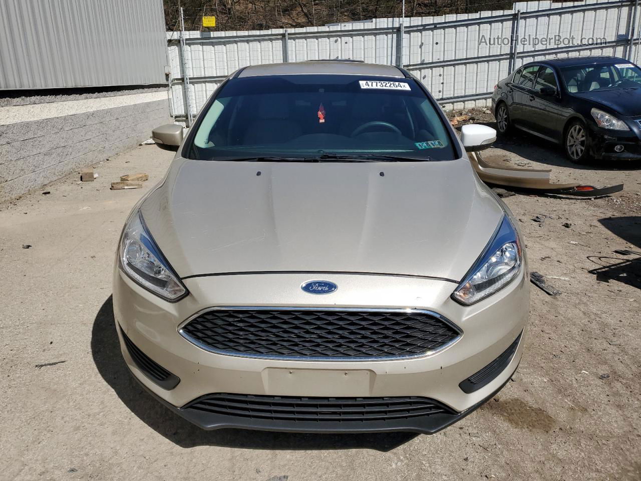 2017 Ford Focus Se Gold vin: 1FADP3F2XHL275981