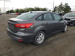 2018 Ford Focus Se Gray vin: 1FADP3F2XJL204933