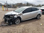 2018 Ford Focus Se Silver vin: 1FADP3F2XJL207217