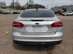 2018 Ford Focus Se Silver vin: 1FADP3F2XJL207217