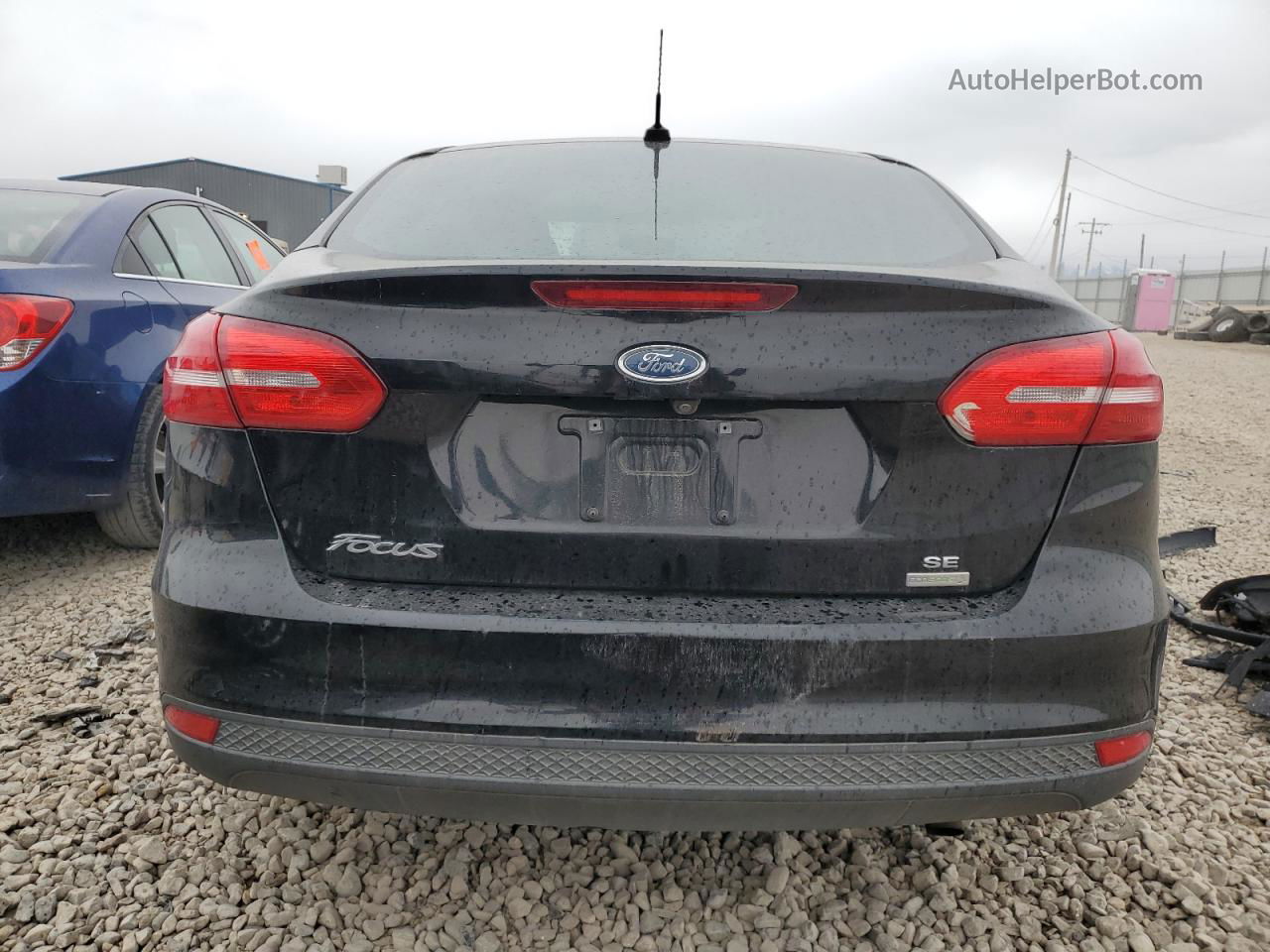 2018 Ford Focus Se Black vin: 1FADP3FE2JL278731