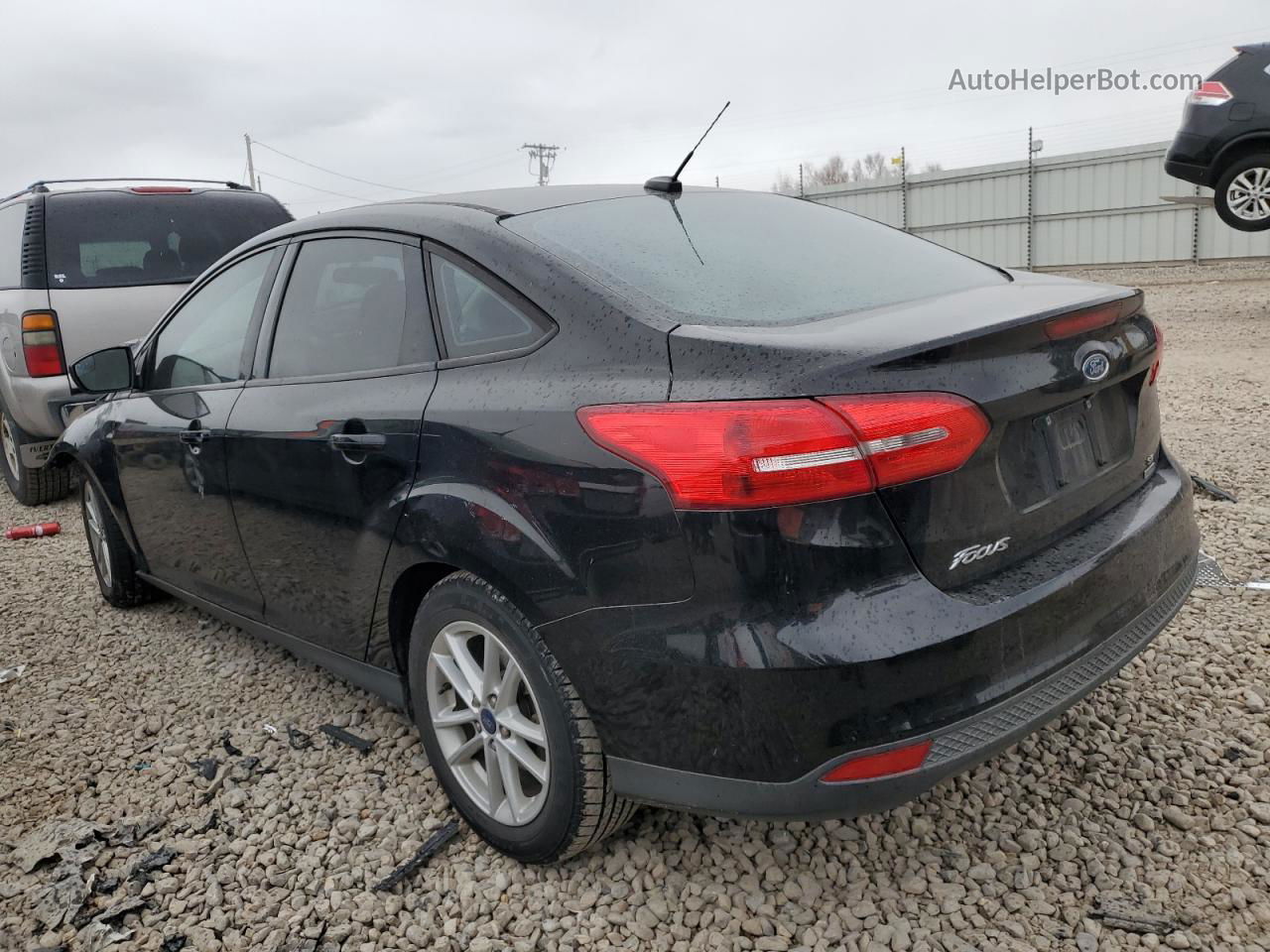 2018 Ford Focus Se Black vin: 1FADP3FE2JL278731