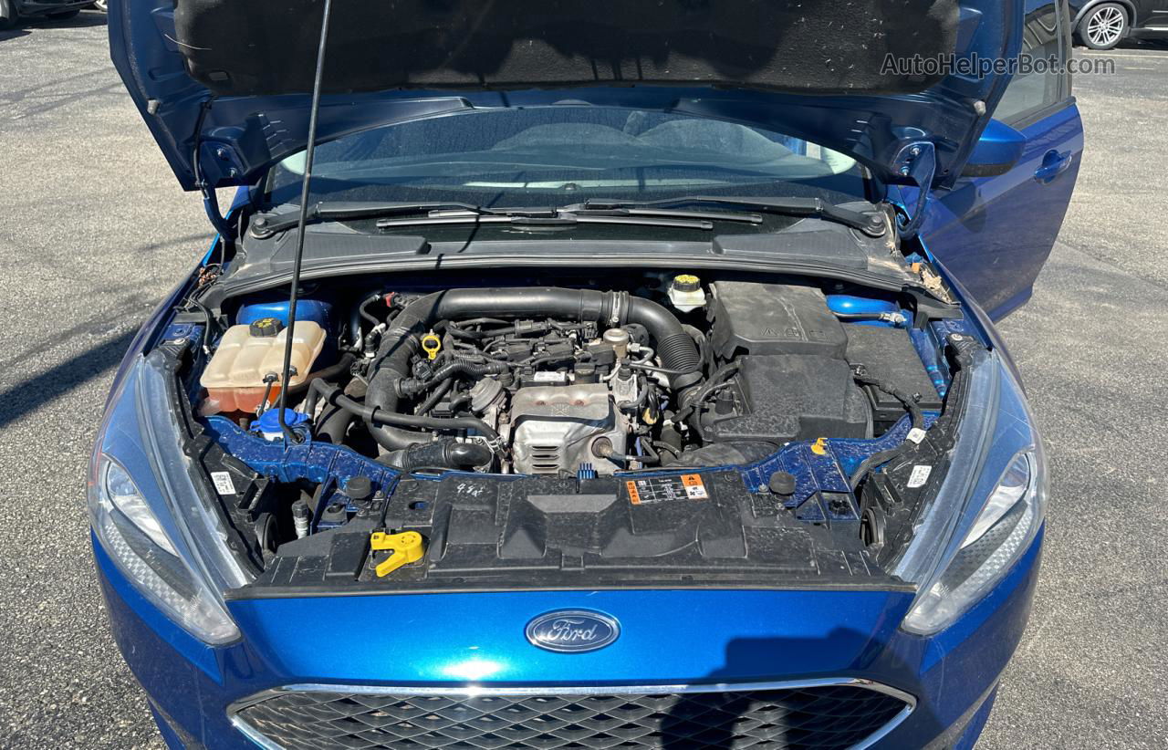 2018 Ford Focus Se Синий vin: 1FADP3FE3JL244605